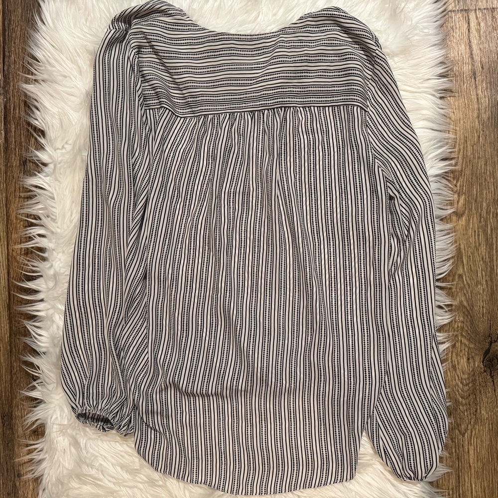 Max Studio Women Large Black White Striped Wrap Surplice Blouse - Picture 5 of 6
